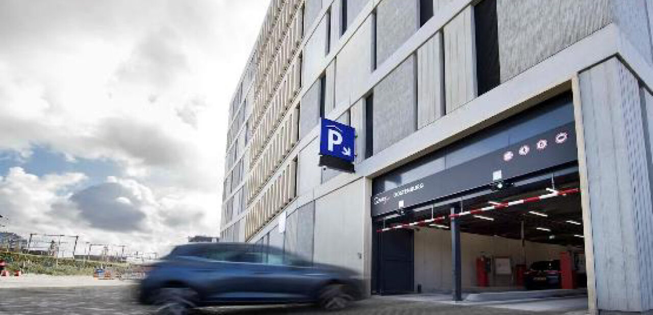 Oostenburg-Amsterdam-auto