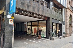 Parkeergarage-in-Barcelona-Spanje
